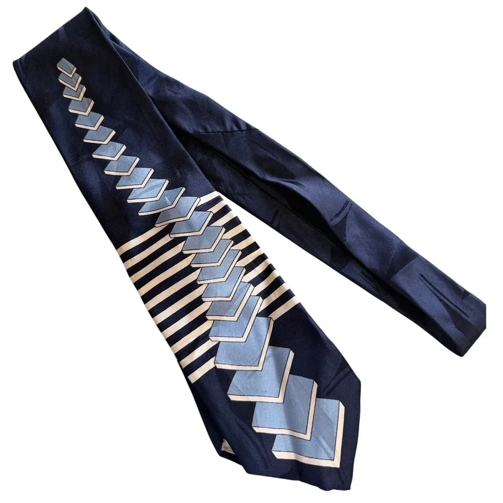 Serica Mens Silk Tie‎ Navy Blue Geometric 3D Block Stripe Made in Italy 3.75in